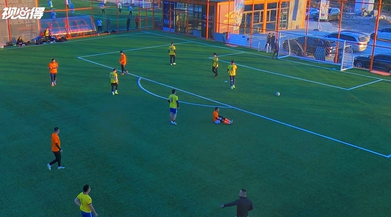 2026年迈入40岁的行列了，以后要改变踢球方式了，能用脑子不用速度了，39岁最后一个月的两个进球感觉力不从心了，位置也逐渐从边锋往中路靠拢了，40岁继续踢起来吧